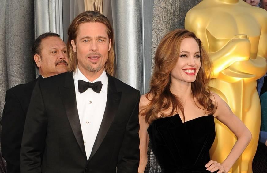 朱莉竟然为了孩子，跟皮特离婚了？