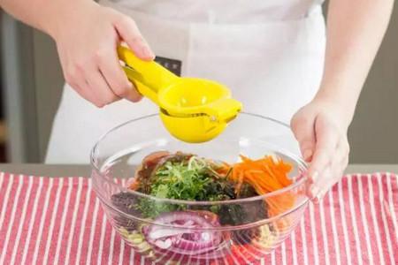  日式美学：海藻沙拉的做法