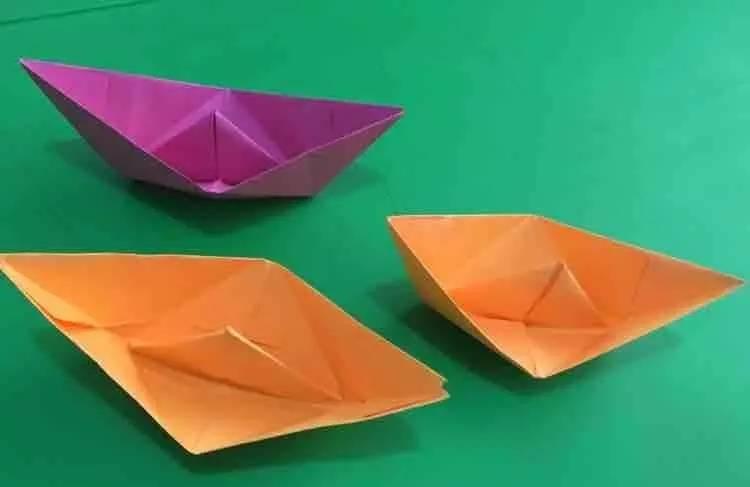 这样折纸，友情的小船不会翻，一分钟教你轻松学会折小船