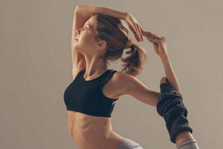 产后束腹带真能瘦肚子排恶露？太傻太天真！