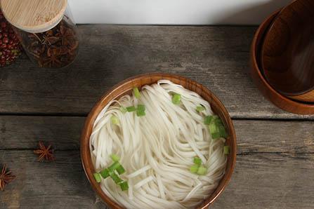 宝宝积食可以喝冰糖雪梨水吗