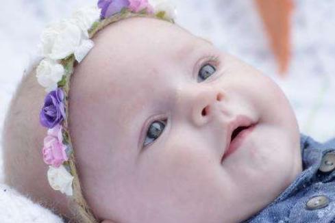 儿童耳朵里面有耳屎特别大怎么办