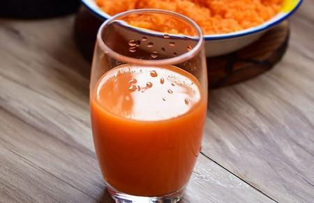 胡萝卜汁的做法 营养又保护视力