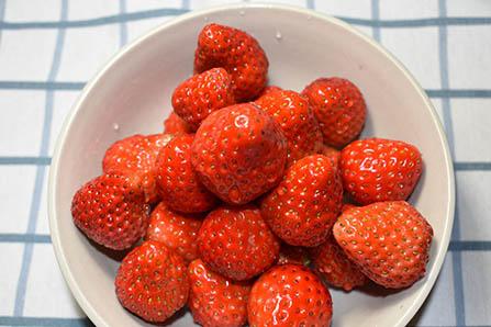 宝宝肛欲期的表现