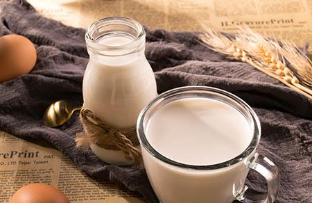 牛初乳和乳铁蛋白的区别
