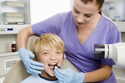 儿童牙齿拍片辐射大吗