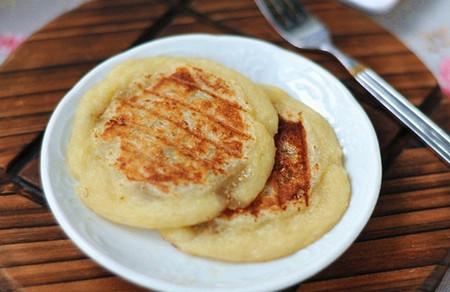 好吃得连舌头都要吞掉得土豆糯米饼做法