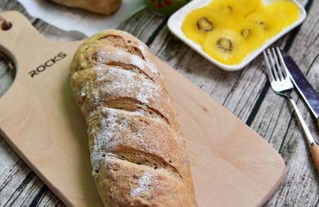 详解面包制作过程 橄榄油小麦胚芽核果面包的做法