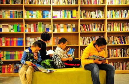 这12本书，是诺贝尔文学奖获得者为孩子们写的！