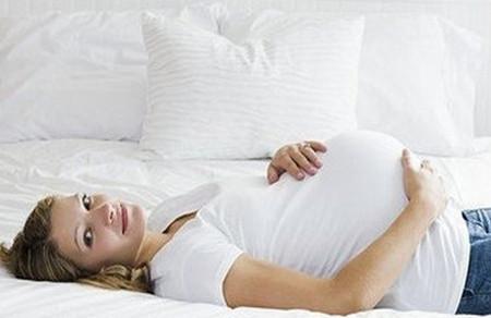 初冬来袭，孕妈该如何科学过冬，才能保证宝宝的安全？