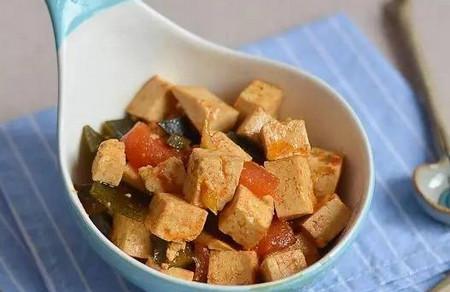 家常豆腐菜最好吃，要注意搭配！