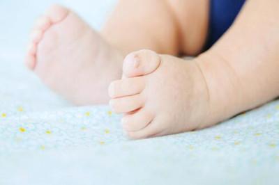 儿童脚脖子疼怎么回事