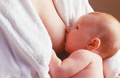 发烧吃药还能为母乳么？母乳喂养宝宝出湿疹怎么破？