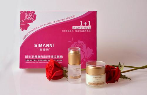 施嫚绮纵享去纹排行榜 深度剖析施嫚绮去除妊娠纹的秘诀