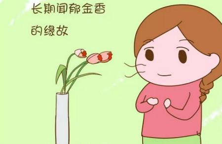 宝妈产后头发掉个不停，怎么也没想到是一盆花在惹事