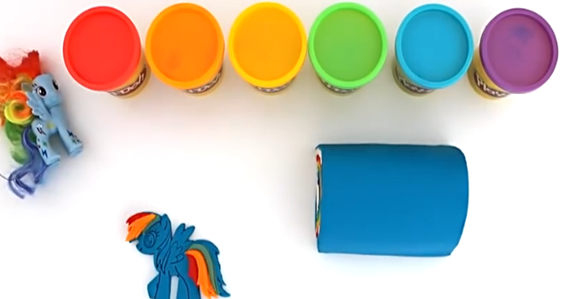 橡皮泥彩虹蛋糕