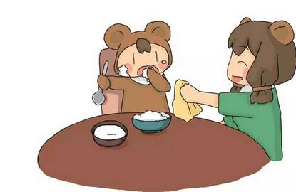 宝宝没满月，婆婆却说奶水不够硬要喂米汤