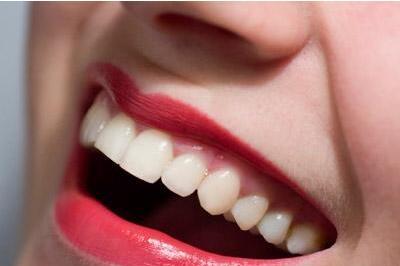 矫正牙齿的危害