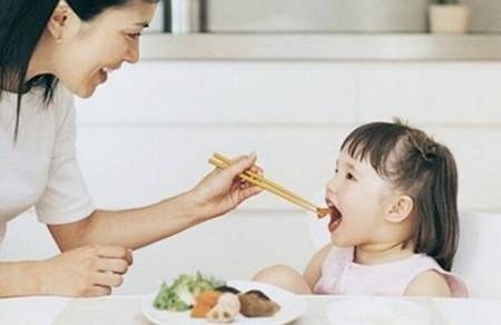 干货|教你家孩子如何爱上吃饭并且愉快的进餐