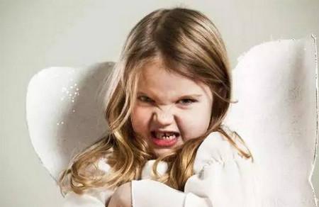 爸爸一句话，孩子竟选择自杀！后悔一辈子