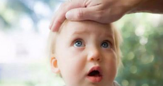 宝宝发烧家长在家应该如何护理