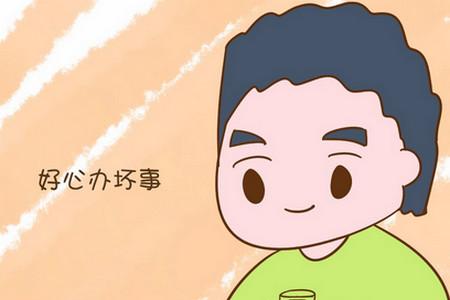 抱孩子抱得腰酸背痛？那是因你没有学会正确的姿势