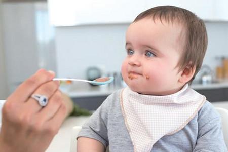 听说宝宝吃稀饭不好，会影响吞咽功能？是真的吗？