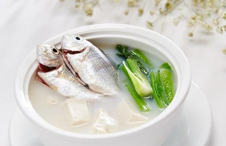 孕妇血糖高能吃鱼汤吗