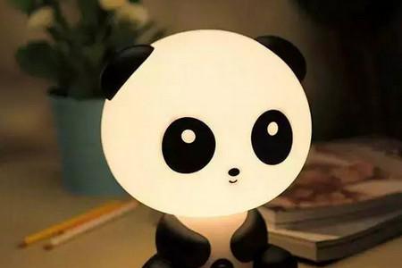 孩子看电视、玩iPad，伤眼的真相原来是这样！