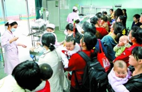 孩子肺炎后咳嗽顽固不去，家长如何“见招拆招”