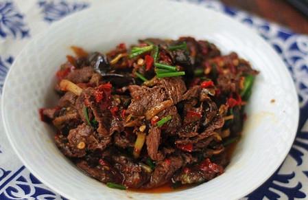 茄子最美味的做法——酱茄子干炒牛肉片