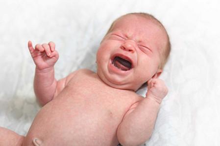 照蓝光对黄疸宝宝有副作用？到底要不要选择呢？