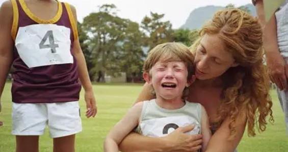 孩子玩游戏输不起怎么办