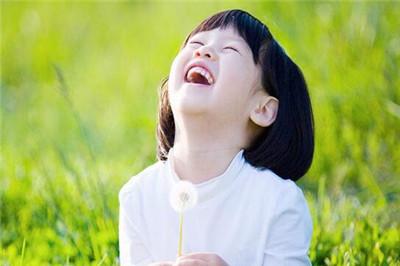 小儿外阴白斑能治好吗