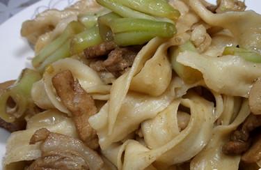 豆焖面怎么做，为宝宝调节下胃口