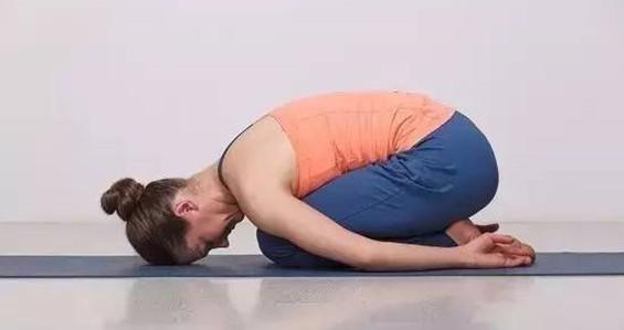 婴儿式放松备孕瑜伽