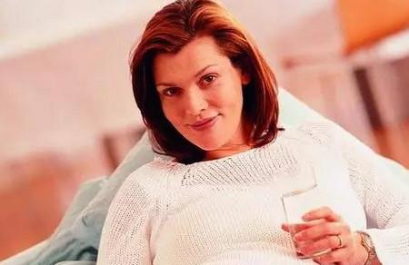 孕期水肿如何应对？孕妈咪多注意日常护理