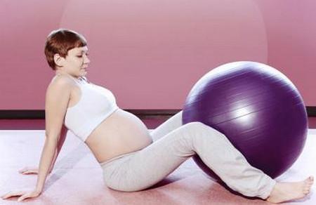 孕期多做一些运动，有助于产后恢复