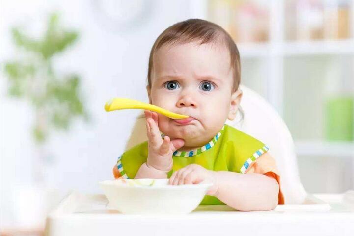 碱性磷酸酶偏低吃什么食物