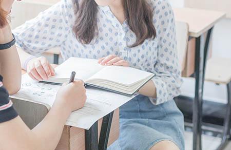 太子乐奶粉和伊利奶粉哪个好