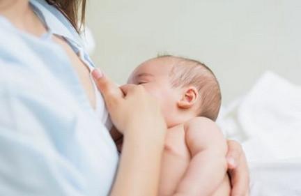 母乳妈妈忽然没有了乳汁，别疑惑，90%都是因为它