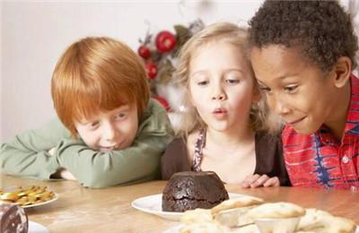 儿童低血糖吃什么改善