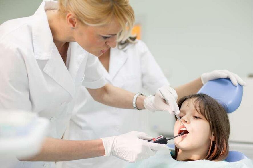 宝宝六龄齿蛀了怎么办