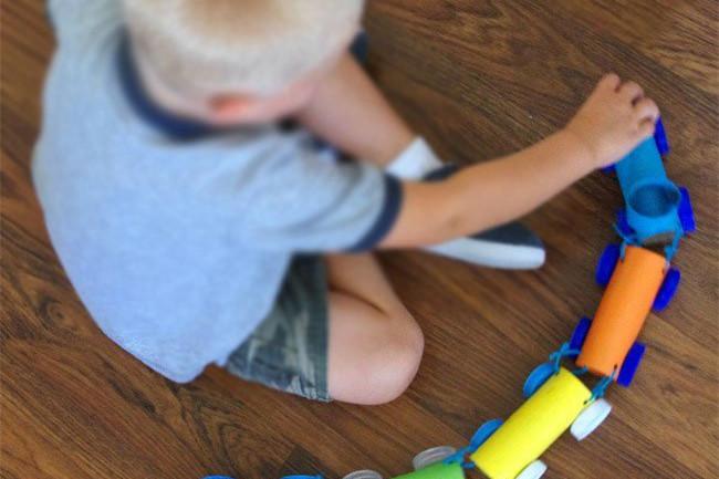 卷纸筒小火车制作方法