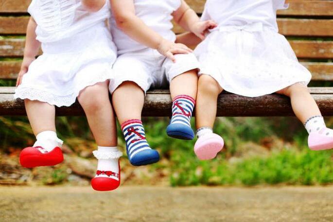 宝宝学步鞋软底好还是硬底好