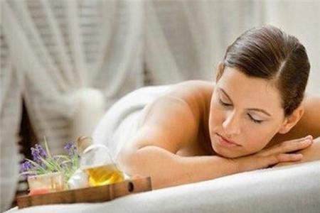 产后肛裂会自己好吗