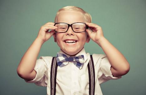 孩子你可以不帅，但不能不幽默