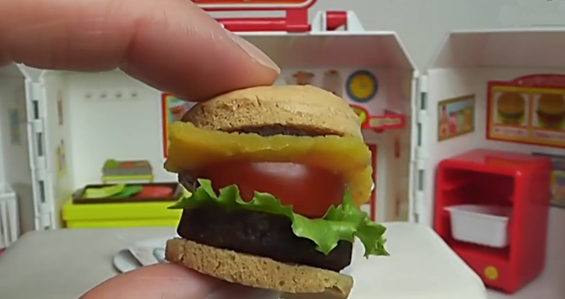 制作迷你奶酪汉堡