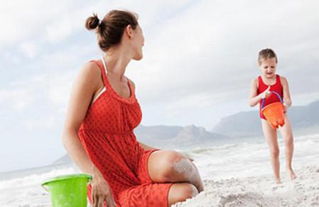 抱怨老人育儿不科学，但宝妈宝爸，你们是否又走向了另一个极端？