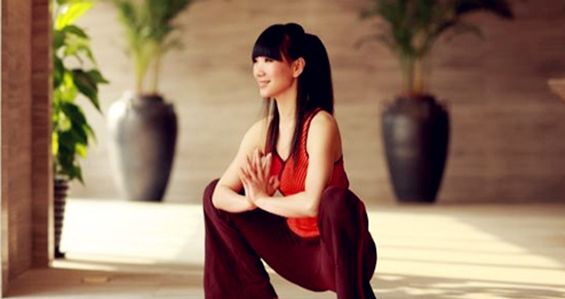 孕晚期瑜伽—蹲式